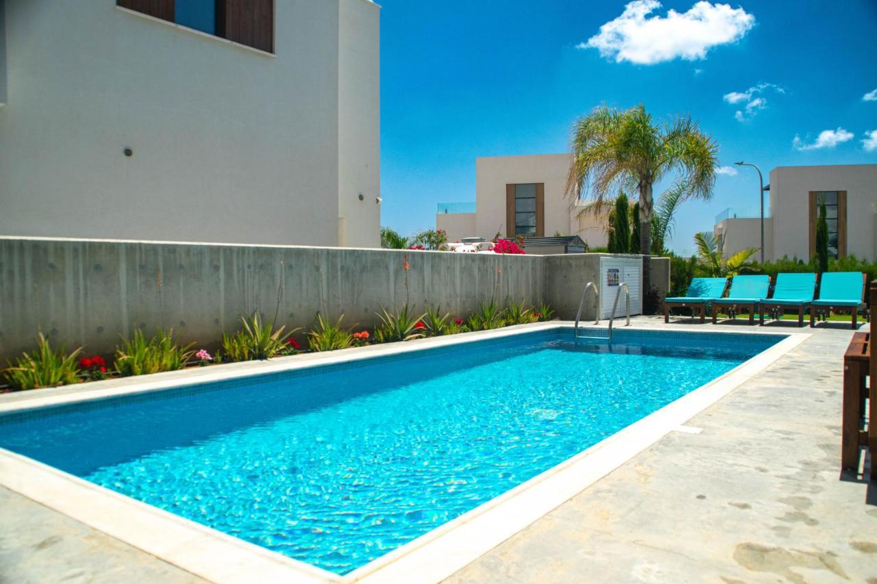 By The Beach Villa Natalya Protaras Exterior photo